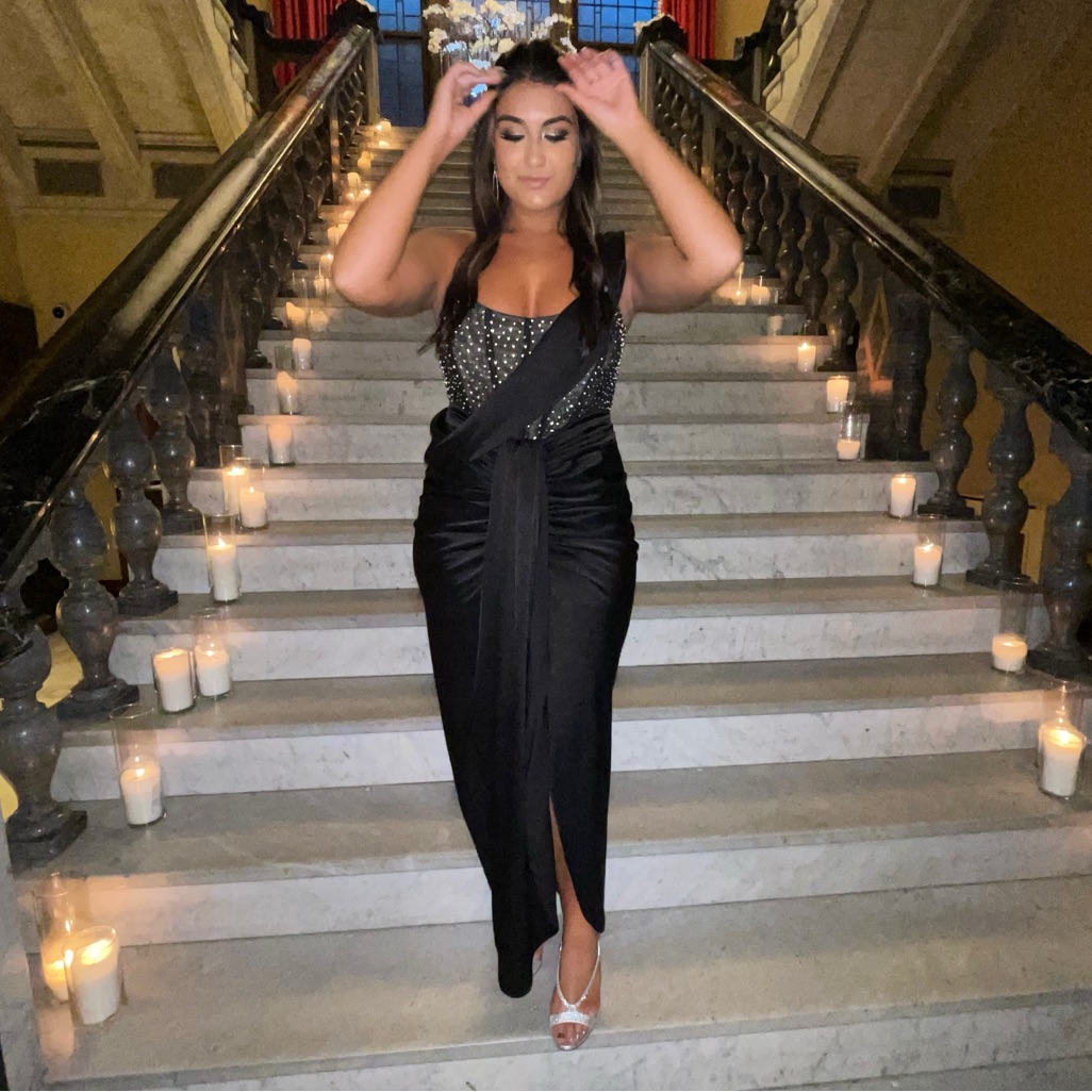 Miss Circle Black Dress